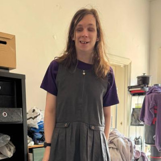 Ra (Freyja) (it/its)𒀭𒈹𒍠𒊩