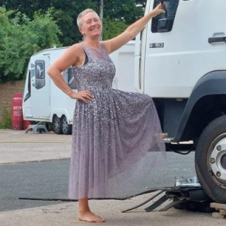 TruckWoman