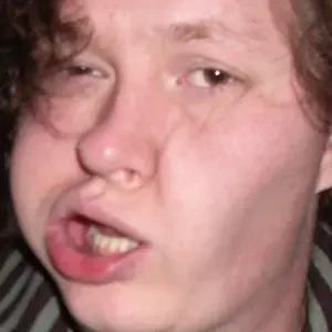 Nick East (Loops)