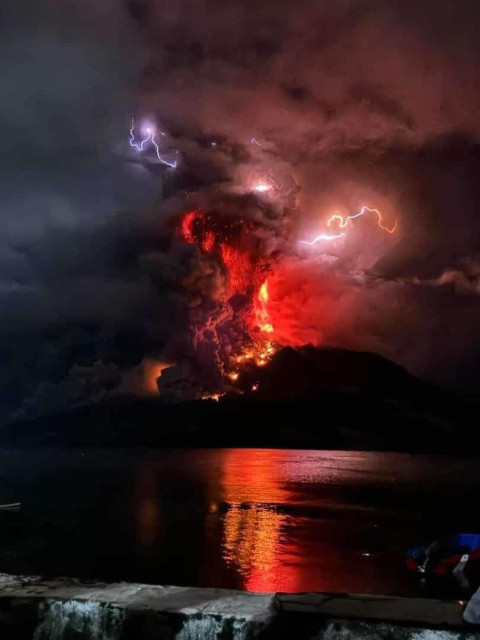 At least 800 people in Indonesia's North Sulawesi province have been evacuated after multiple eruptions of the area's Ruang volcano, which for days has spewed lava and ash clouds into the sky, the country's volcanology agency said on Wednesday.