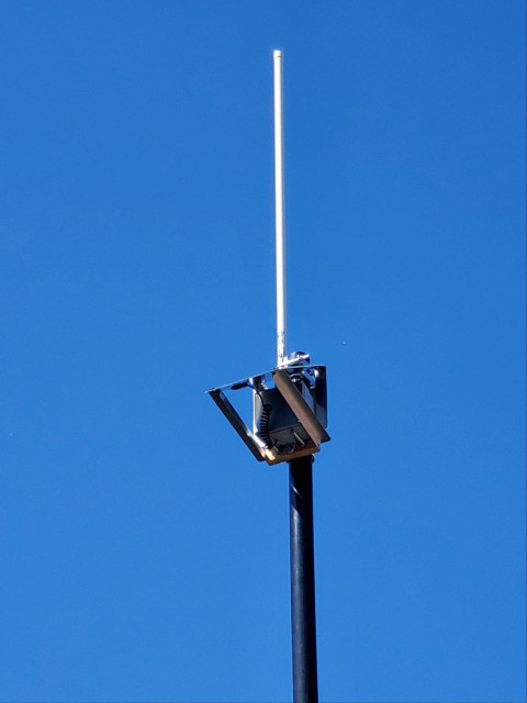 Rak meshtastic node in weatherproof box 20ft off the ground, with 6W solar panel and 8dBi antenna.
