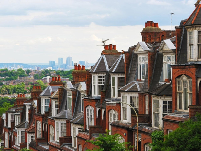 London rents hit record high of £2,633 a month