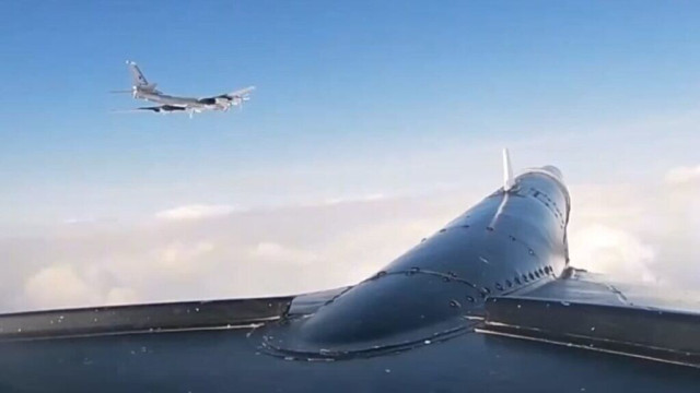 US fighter jets 'scramble to intercept Russian nuclear bomber'
