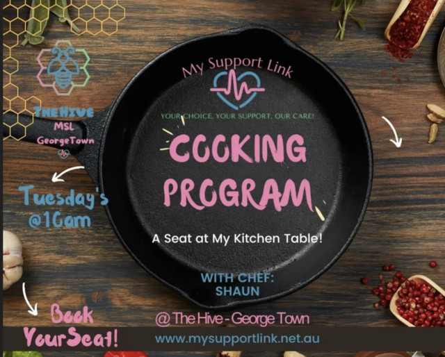 The title should say cooking program. But it looks like cocking program. 