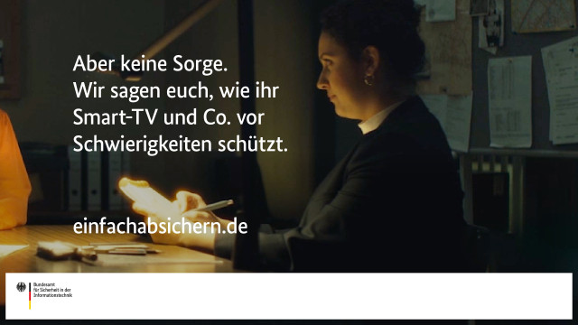 Aber keine Sorge. Wir sagen euch, wie ihr Smart-TV und Co. vor Schwierigkeiten schützt. einfachabsichern.de