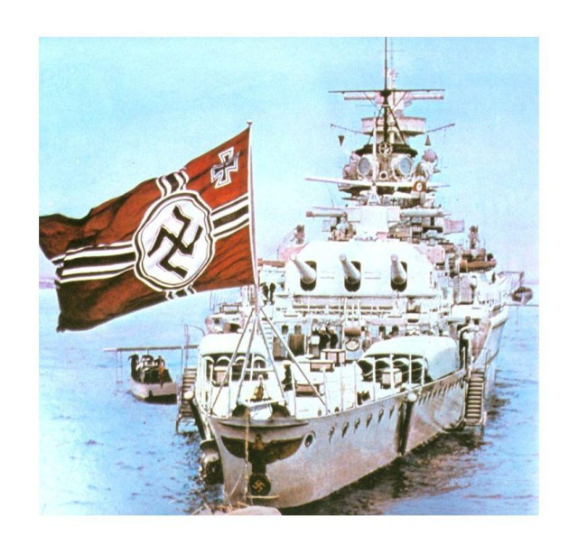 A picture of a warship flowing a huge Swastika  flag.

https://www.spiegel.de/fotostrecke/seekrieg-fotostrecke-108471.html