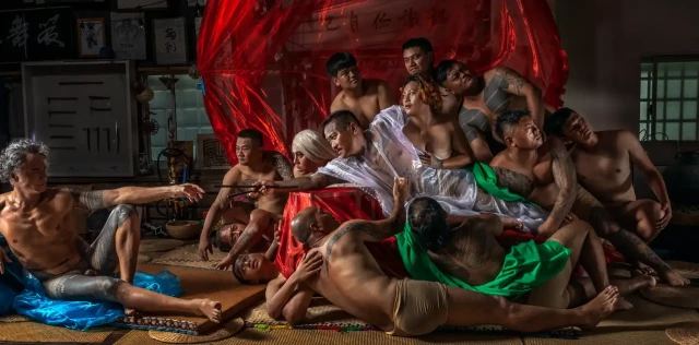  Here Adam is gifting the tattoo art of Samoa to God, Paiwan tattooist Cudjoy Patjidres, who is reviving the traditional hand-tapping tattoo culture of the Paiwan peoples.’