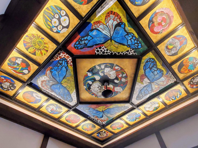 Sonyo-in's ceiling, decorated with abstract flowers and butterflies.