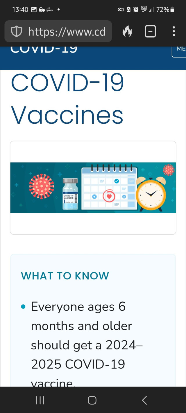 Screenshot der verlinkten Seite:

"What to know

Everyone ages 6 months and older should get a 2024–2025 COVID-19 vaccine."

