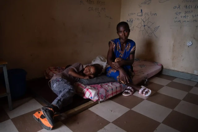 The family survive by begging. Owing to the lack of food, Gebreslaise is no longer able to produce milk from her right breast.
