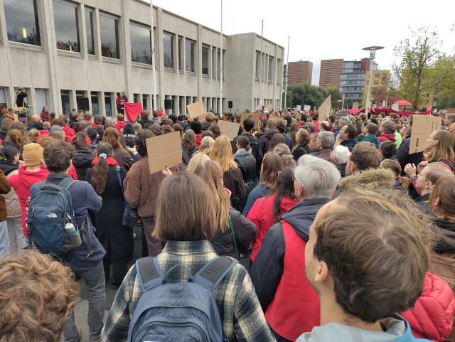 A crowd protesting against the impending budget cuts to the higher education sector in Nijmegen, the Netherlands 