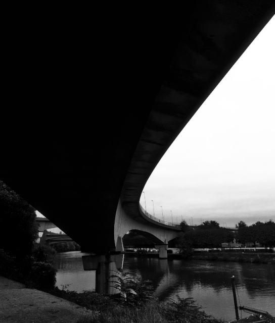 Black and white daylight photo.
Bridges, bridges, bridges ... The set designer had to fight hard to secure the budget for a river.