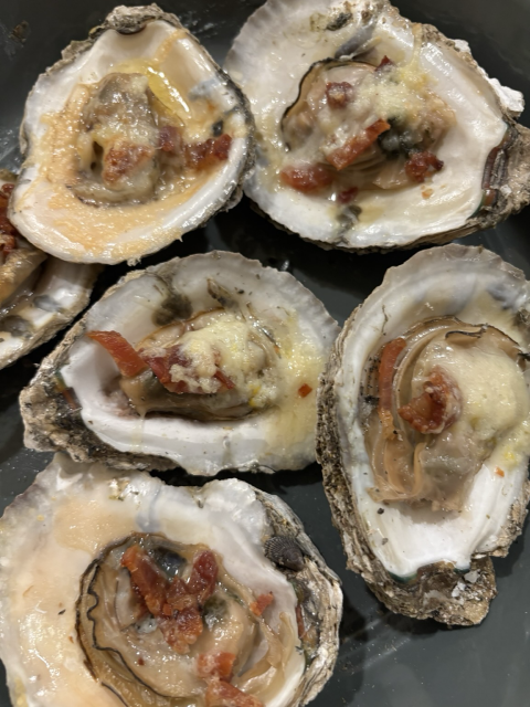 Roasted oysters freshly harvested. 