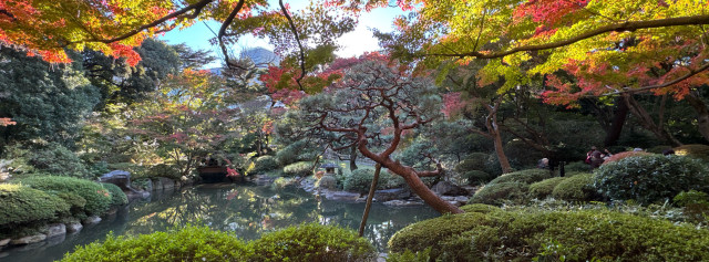 Autumnal scene around Shirokanedai in Minato Ward, Tokyo