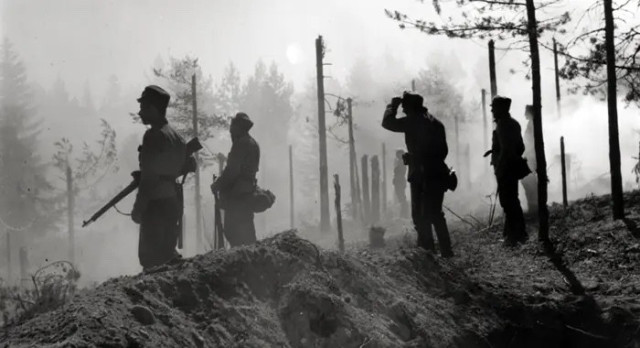 A scene from Unknown Soldier, 1955 film based on the Second Soviet-Finnish War.