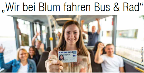 Wir bei Blum fahren Bus & Rad. Foto von Fahrgästen im Bus. Foto: Julius Blum GmbH