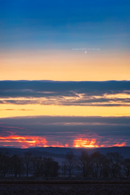 Comet photographed at dawn.