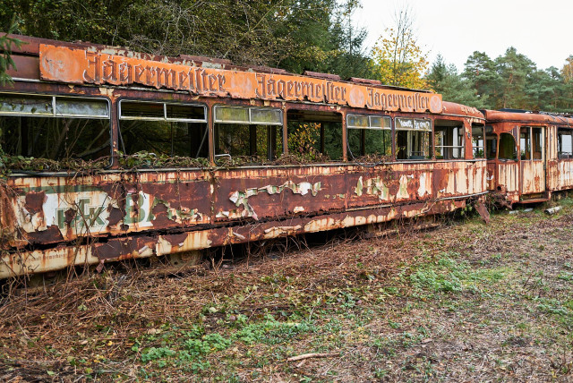 Impressionen von einer stillgelegten Straßenbahn. 