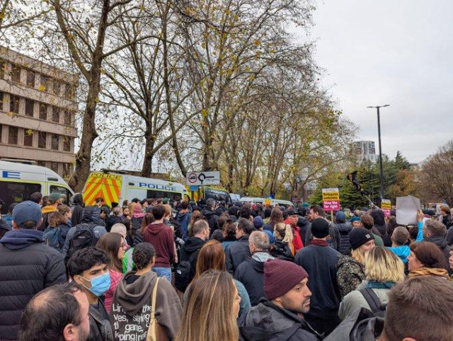 Large crowds turn out to protest the presence of fascists on their streets