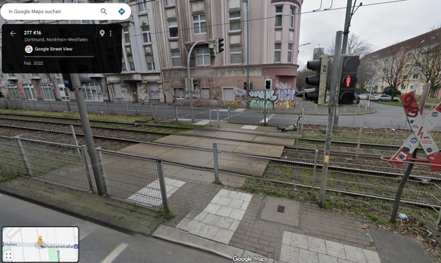 Google Street View Ansicht des U-Bahnübergangs an der Malli/Gneisenaustr
