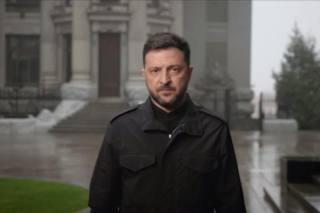Ukraine President Volodymyr Zelensky addresses the nation, Kyiv, November 21, 2025