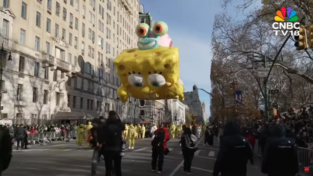 the spongebob float arrived over a sea of yellow-clad marchers to chants of SPONGEBOB SQUAREPANTS

tell me again this mofo isn't made of cheese