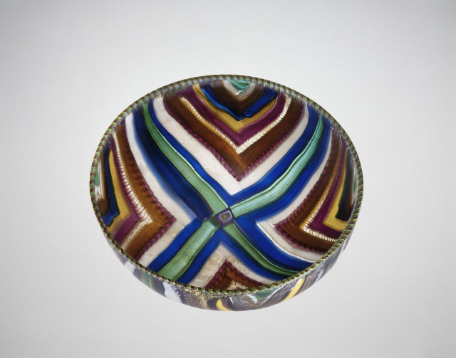 Fascinating world of ancient glass: The skill of ancient glassmakers never ceases to amaze me. 
This a magnificent #Roman striped mosaic bowl was made of preformed rods and canes fused on or in a mold. 
Dating late 1st c. BC/early 1st c AD.
Timeless beauty!
📷 Corning Museums of Glass
