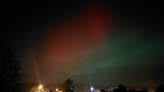 Aurora with red and green tint
