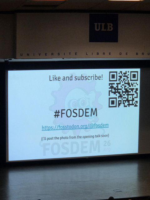 Fosstodon mentioned on a slide on the main stage whoo 🎉