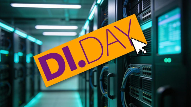 Logo för Di Day. i bakgrunden serverrum i blågrönt ljus.