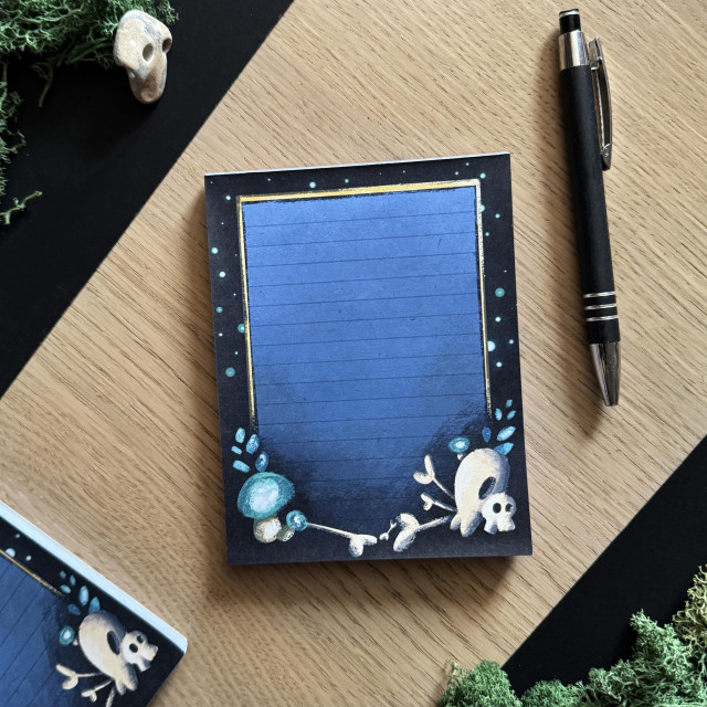 Focus on the skull notepad