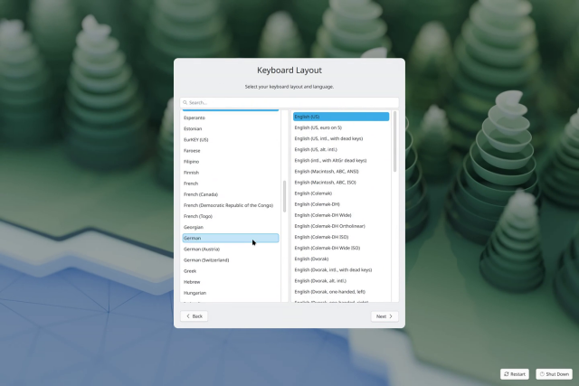 A phase in the the first-time wizard showing a user selecting their keyboard layout.