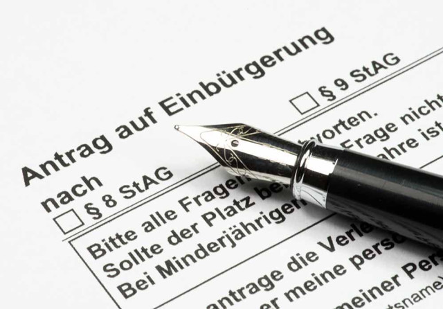 Einbürgerungsanträge jetzt online möglich – doch der Rückstau bleibt eine Herausforderung