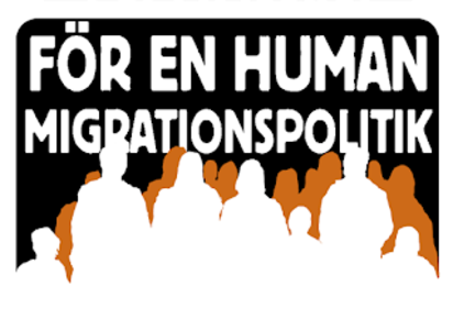 Silhuetter av en grupp människor framför texten "för en human migrationspolitik".