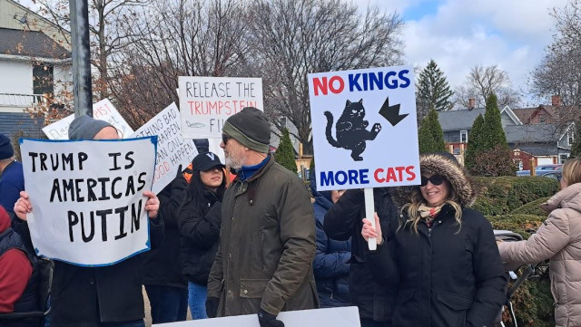 Trump is America's Putin

No Kings More Cats

Release the Trumpstein Files