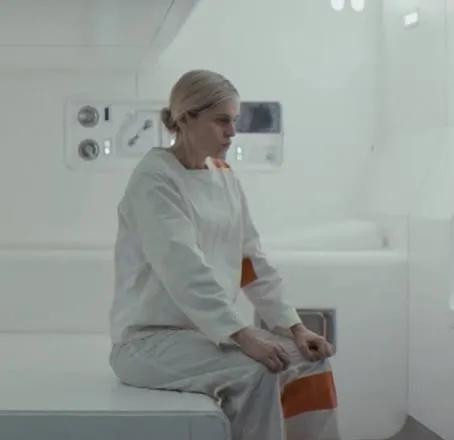 Dedra in prison at the end of Andor 