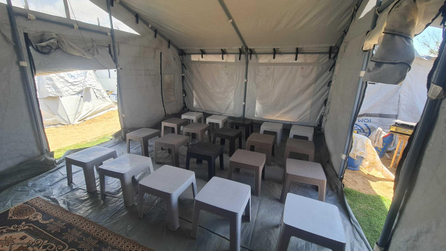 I am a teacher in Gaza,
with support from teachers in France (Delphine and Marion) and teachers from Australia.
We aim to provide a simple and safe learning space for children,
a small place… but full of hope.
We believe every child deserves a chance,
and we welcome any teacher who would like to join us, help us, and share their experience.
To support this project:
this is the link: https://chuffed.org/project/172097-help-the-palestinians-teach-their-children
#gaza #palestine #GazaEducation
#EducationForAll
#SaveEducation
#ChildrenOfGaza
