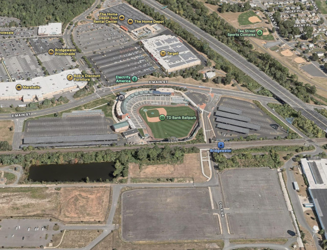 Apple Maps 3D view of the ballpark with adjacent parking lots 