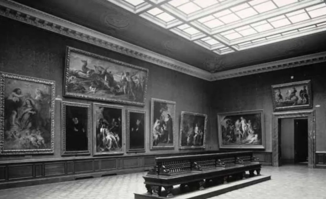 A photograph taken in 1926 depicting paintings by Peter Paul Rubens that likely burned in a fire in 1945 Staatliche Museen zu Berlin, Zentralarchiv