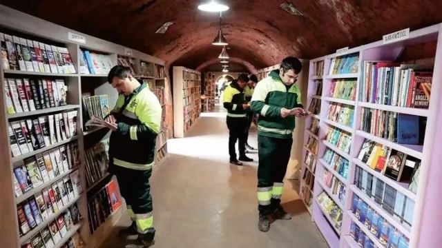A photo of a library in the tunnels in Turkey
