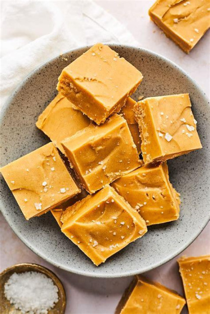 A plate of peanut butter fudge. It accompanies a post on ditching LinkedIn... and how fudgingly scary it can be to leave the toxic market places and communities and set up from zero on Open Source platforms.