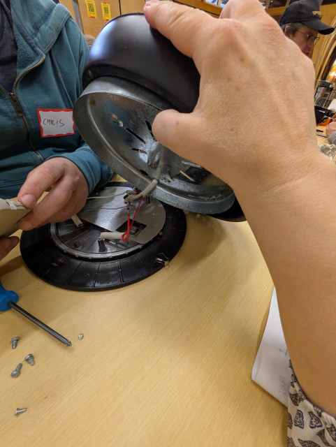 My expert "holding the parts up" skills at play