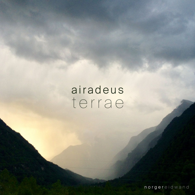 Album artwork with mountains and fog for "airadeus", "terrae", released on norgereidwand.
