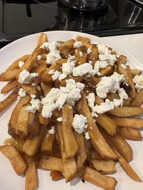 Picture of poutine: fries with gravy and cheese