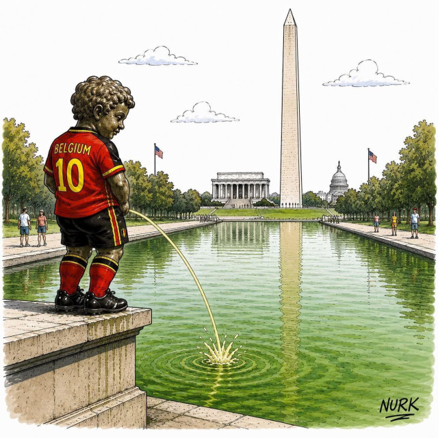 Manneken Pis Statue pinkelt in den Reflecting Pool