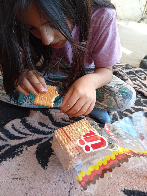 For the third day in a row, I haven't been able to provide lunch for my children. 💔 We're surviving on tea and biscuits only. We urgently need $200 to buy food and cooking gas. If you can donate any amount, or even just share this post, it would mean so much to us. 🙏