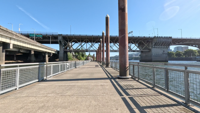 floating bike/pedestrian path on the Eastbank Esplanade
frame from video by Ian Kluft
July 5, 2026
Portland, Oregon, USA