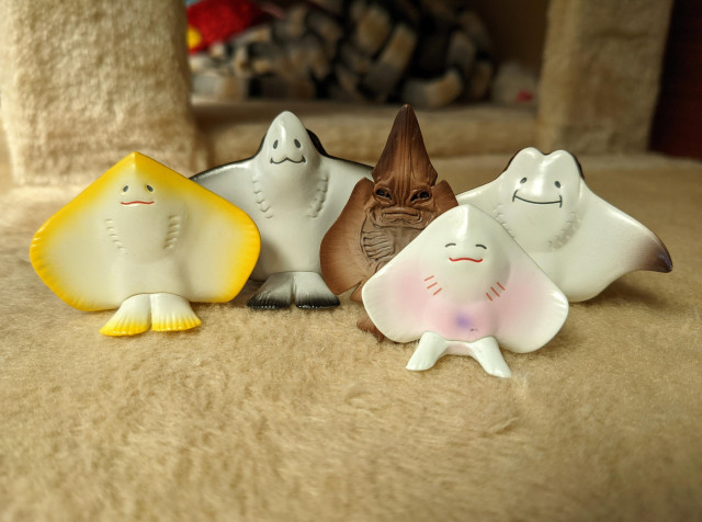 Ray (as in the animal) themed gachapon.