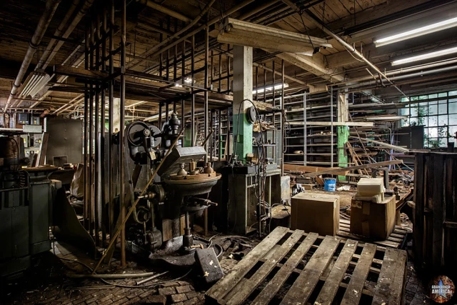 Golaski Labs photo - Abandoned America